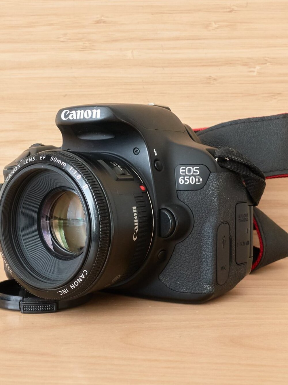 Canon EOS 650D 18MP DSLR Camera with Canon EF 50mm f/1.8 II Lens Tested Working